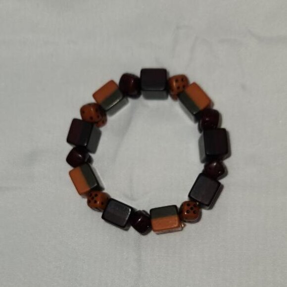 Vintage Bakelite Mahjong tile and dice stretch bracelet - Picture 5 of 5